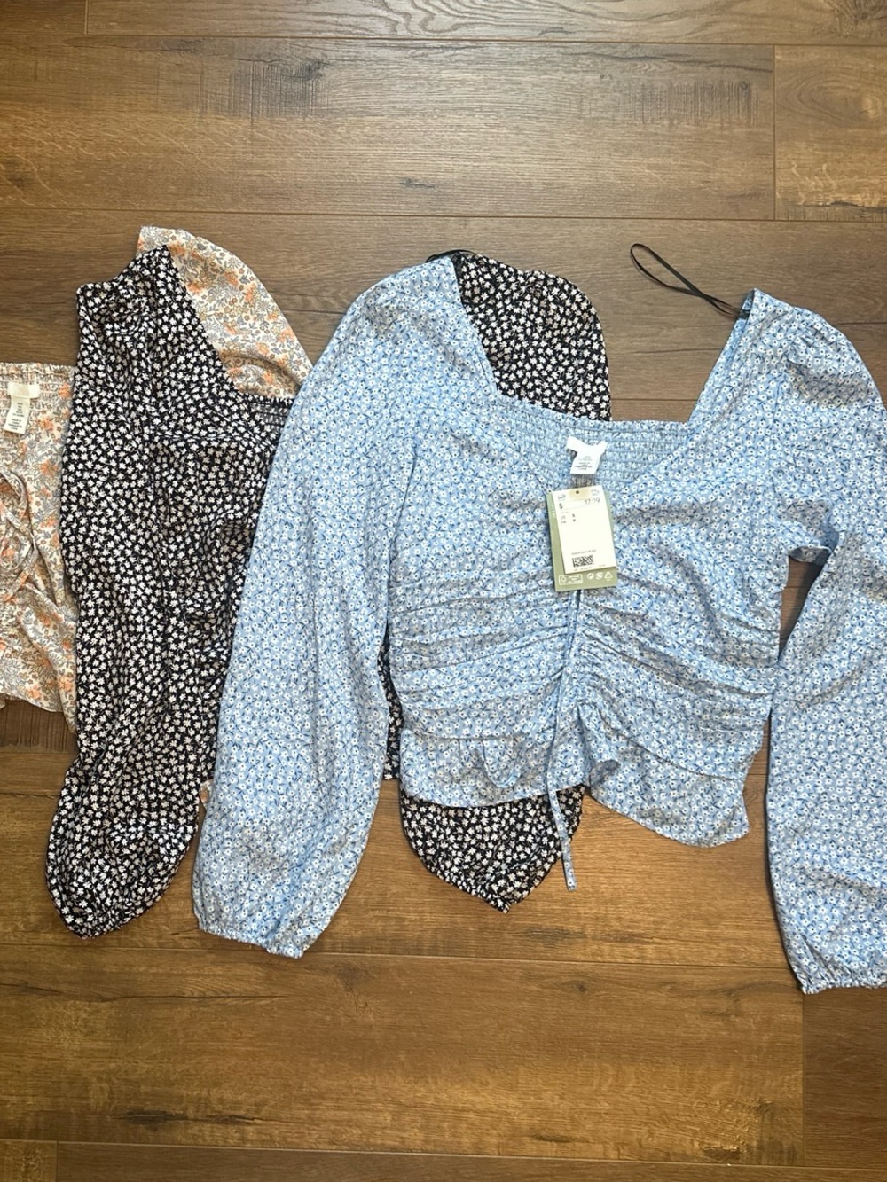 H&M tops